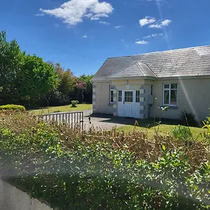 Peaceful Farm In Menlough Near Mountbellew, Ballinasloe, Athlone & Hébergement de vacances